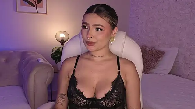 DahianaWalcott webcam