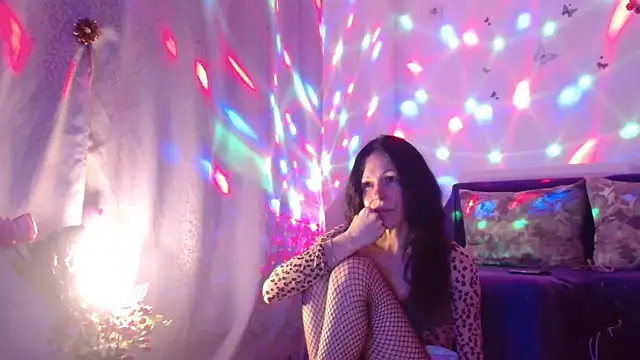 elysasun - ElysaSun's free webcam - UK Sex Cams