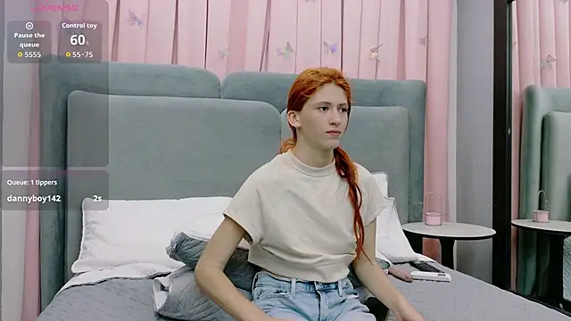 Julieth_Lovee webcam