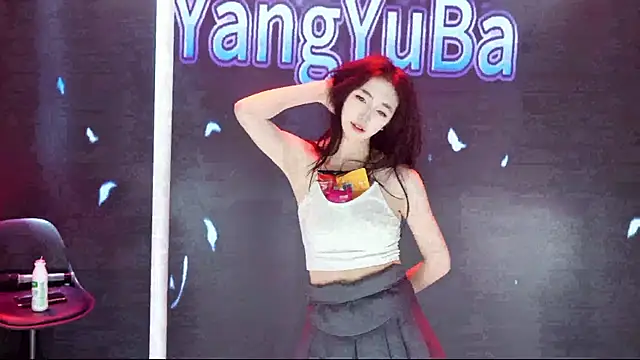 美女Yangyuba-003在线直播