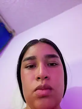 i_samanthaa - I_Samanthaa's free webcam - UK Sex Cams