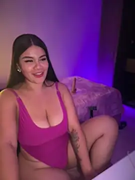 issane_peru - Issane_Peru's free webcam - UK Sex Cams