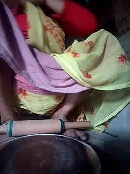 Webcam Model (Monika_thakurr) is live