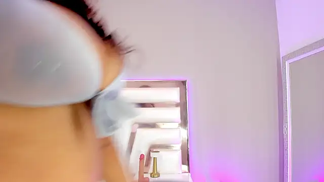 Aisharhodes00 webcam