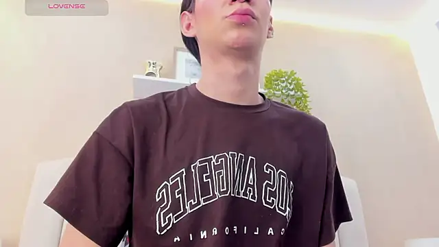 Mia_thompson_19 webcam