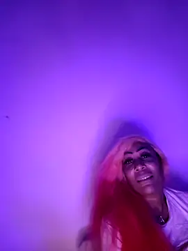 iamlalamilano webcam