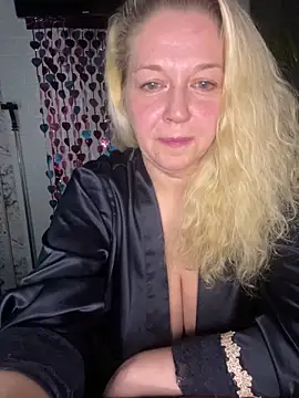 JenniferCarmen webcam