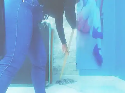 Queenfistingkitty webcam