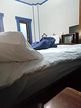 sk8brd_snwbrd_no_snitch webcam