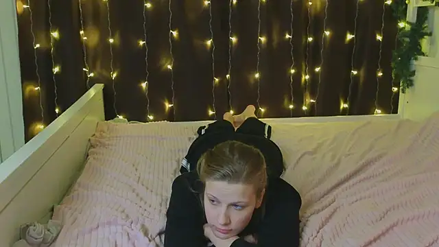 AprylSalisbury webcam