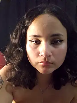 IncognitoLive1 webcam