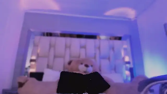 revenmiller_ - Revenmiller_'s free webcam