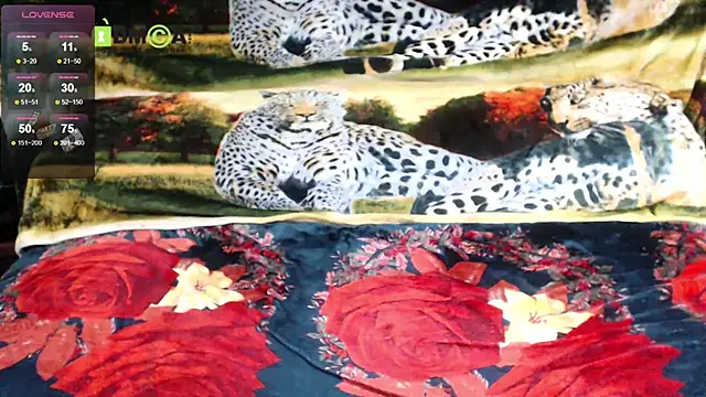 queen_sarah - Queen_Sarah's free webcam