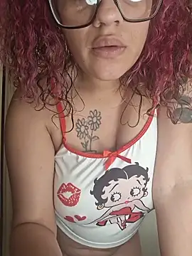 VelvetVixen_735 webcam