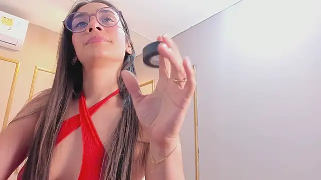 NahimiThompson webcam