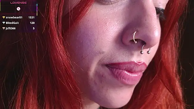 bri_von_dhara__ webcam