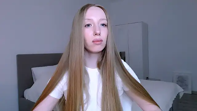 Luna_insniity webcam