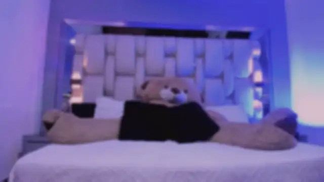 revenmiller_ - Revenmiller_'s free webcam - UK Sex Cams