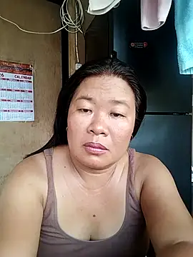 lovelywoman43 - Lovelywoman43's free webcam - UK Sex Cams