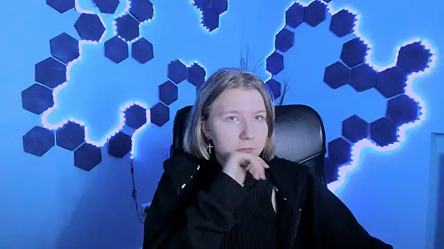 gloria_bubble webcam