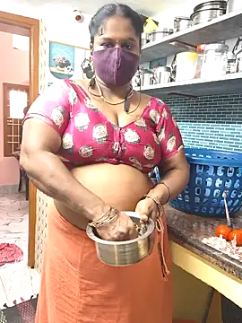 Webcam Model (bakyasree143)  is live.Free join now!