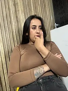 Antonella_Julieta webcam