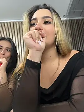 Antonella_Julieta webcam