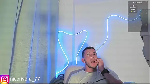 nico_rivera webcam