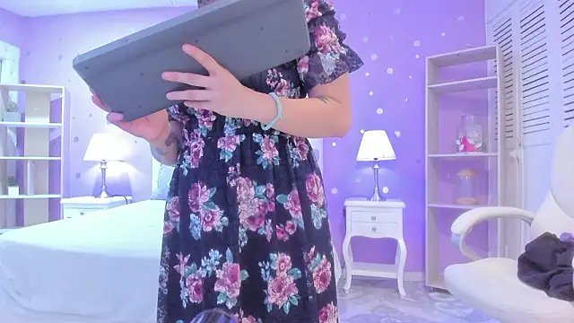 Goldentemptation_ webcam