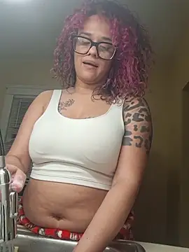 VelvetVixen_735 webcam