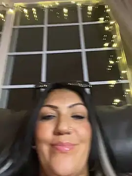 LittleMissEeve's Stripchat show and profile