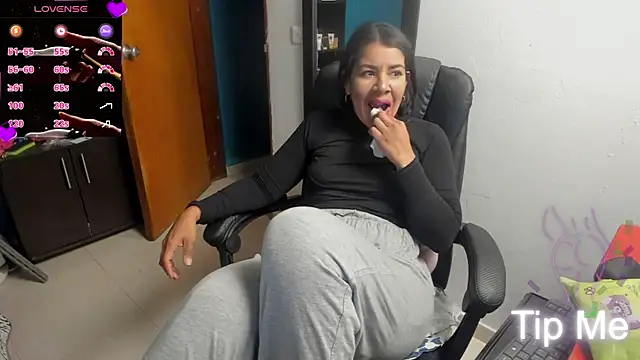 peanut_tangerine webcam