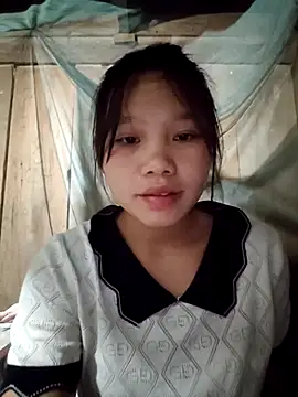 linh-miu99 webcam