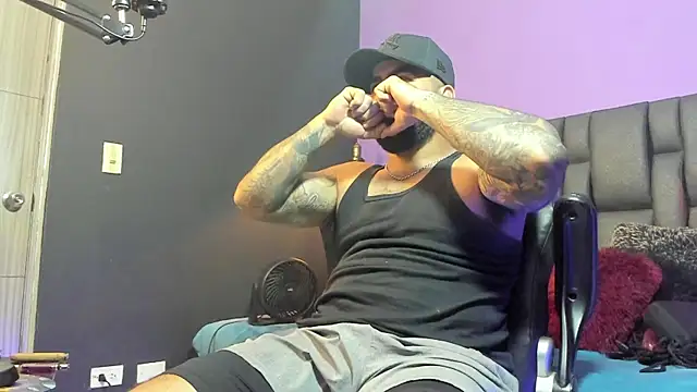 lyon_vach - Lyon_vach's free webcam