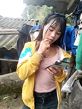 gugu0022 - Gugu0022's free webcam