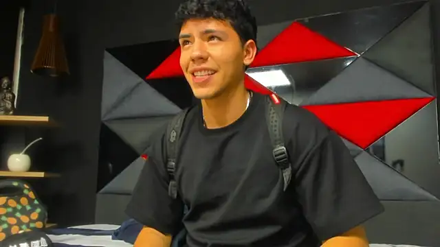 tobias_vega - Tobias_Vega's free webcam