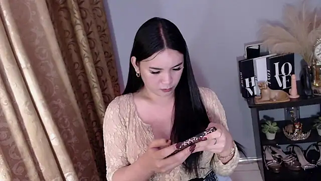 sacred_gracexx webcam