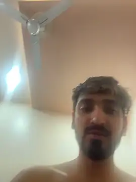 hornyguy271192 - Hornyguy271192's free webcam