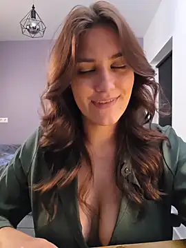 miarides19 (F teen) - Pussy rubbing for 3 mins (thong on) 🐱🐱