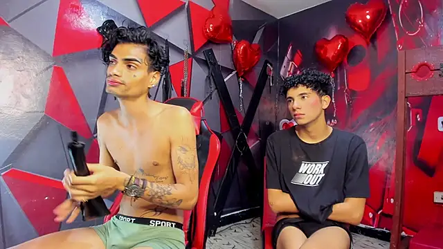 Gay_Red_Room webcam