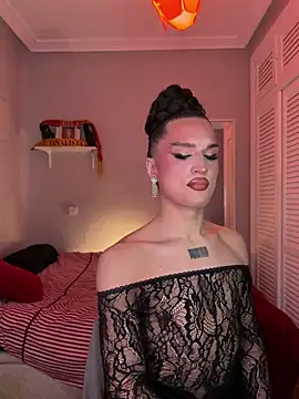 Crystal_________ webcam