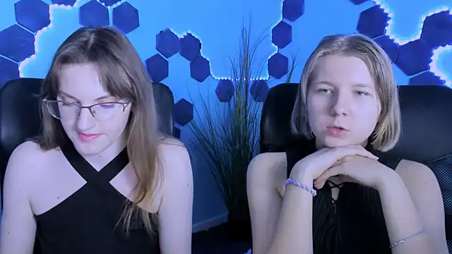 gloria_bubble webcam