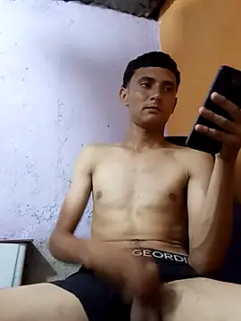 maikel23grande webcam