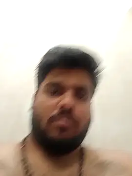 Cute_Big_Hairy_Bear webcam