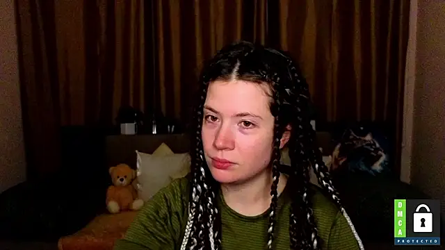 Alicia_redfollow webcam