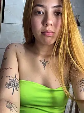 _Cristalfoxx4 webcam