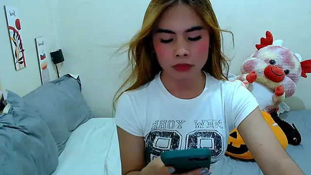 mikhaylahanderson - Mikhaylahanderson's free webcam