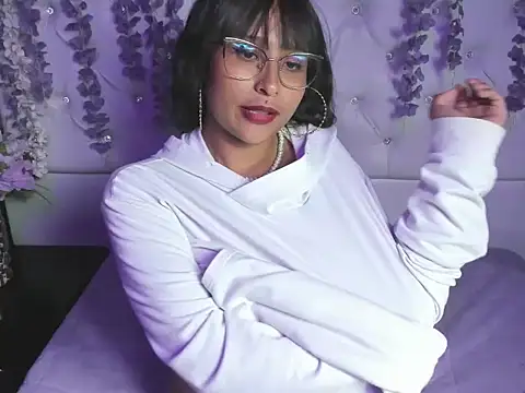 LILI_CANDIES69 webcam