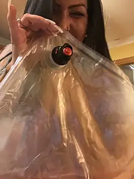 LittleMissEeve webcam