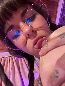 VioletaSubmissive webcam